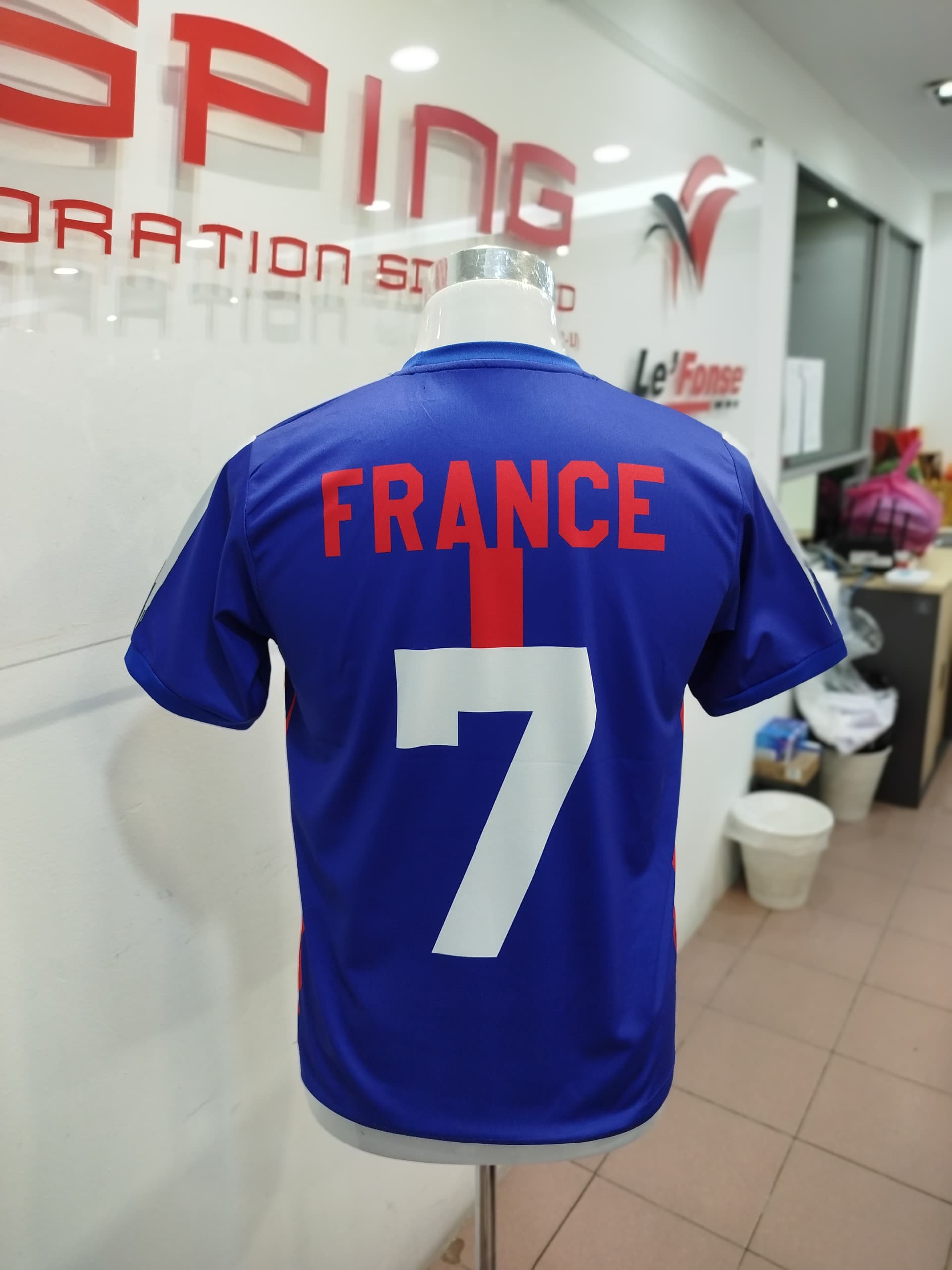 blue jersey 7 number